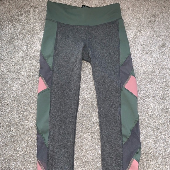 Aéropostale Leggings - Picture 2 of 3